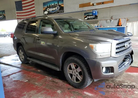 2010 Toyota Sequoia Sr5 from USA, damaged, VIN 5TDBY5G15AS029022